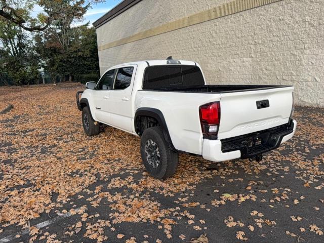 3TMCZ5AN2PM618731 - 2023 TOYOTA TACOMA DOUBLE CAB Weiß Foto 3