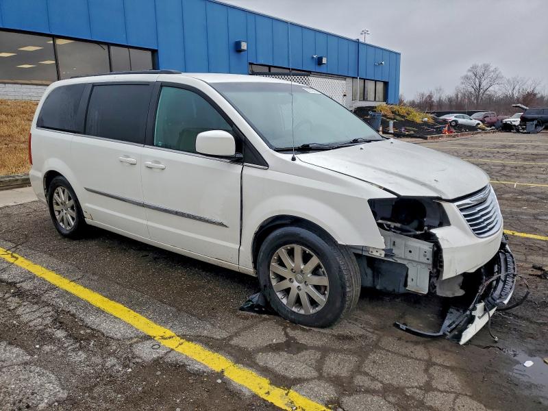 2C4RC1BG8DR539296 - 2013 CHRYSLER TOWN & COU TOURING თეთრი ფოტო 4