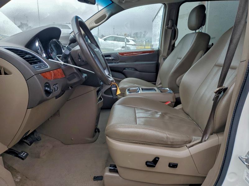 2C4RC1BG8DR539296 - 2013 CHRYSLER TOWN & COU TOURING თეთრი ფოტო 7