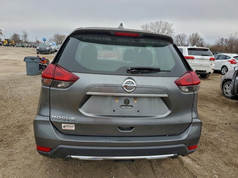 5N1AT2MT2JC760342 - 2018 NISSAN ROGUE S 灰色 照片 6