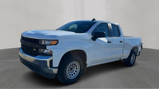 1GCRWAEHXKZ377816 - 2019 CHEVROLET SILVERADO C1500 WHITE photo 2