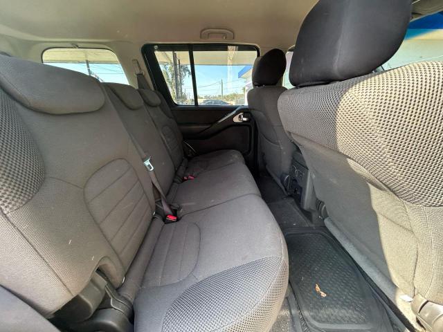 5N1AR18U15C709495 - 2005 NISSAN PATHFINDER LE SILVER photo 6