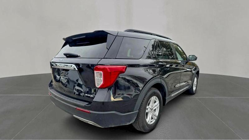 1FMSK8DH4NGA82309 - 2022 FORD EXPLORER XLT BLACK photo 4