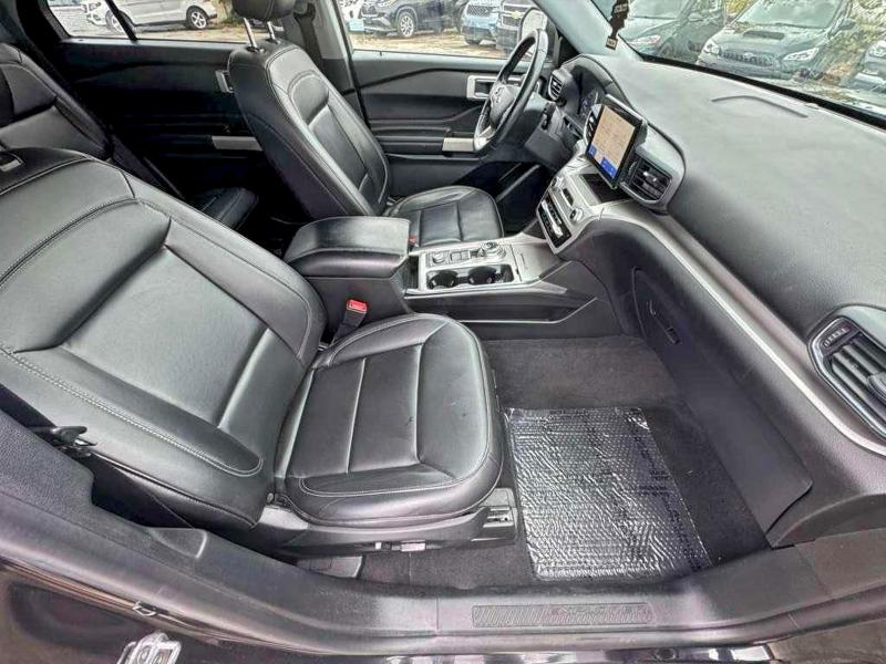 1FMSK8DH4NGA82309 - 2022 FORD EXPLORER XLT BLACK photo 5