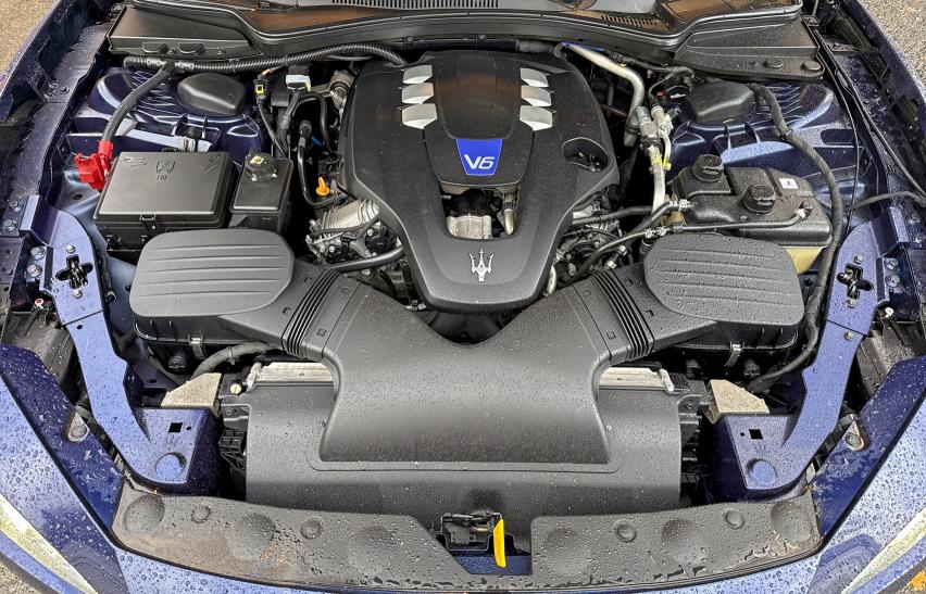 ZAM57RSA7G1168911 - 2016 MASERATI GHIBLI S ლურჯი ფოტო 7