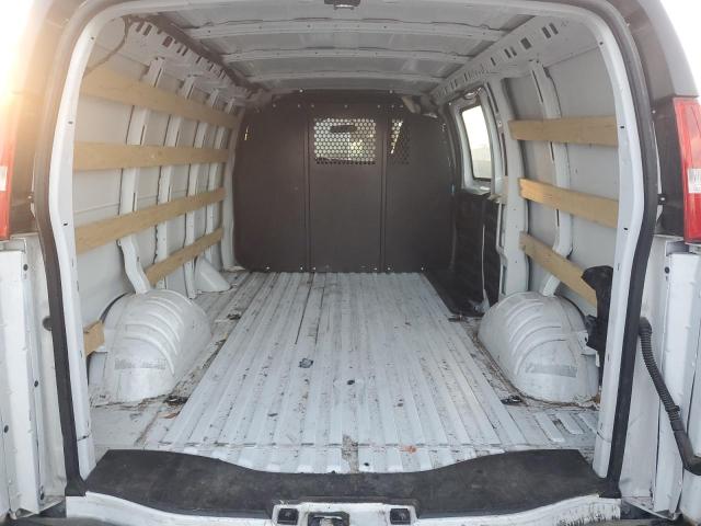 1GCWGAFP8R1188760 - 2024 CHEVROLET EXPRESS G2 WHITE photo 10