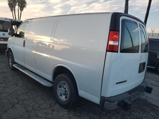 1GCWGAFP8R1188760 - 2024 CHEVROLET EXPRESS G2 WHITE photo 2