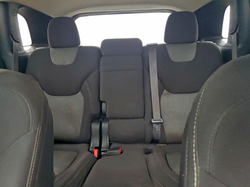 1C4PJLCB3JD538342 - 2018 JEEP CHEROKEE LATITUDE 白色 照片 10