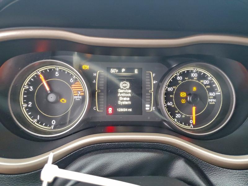 1C4PJLCB3JD538342 - 2018 JEEP CHEROKEE LATITUDE 白色 照片 9