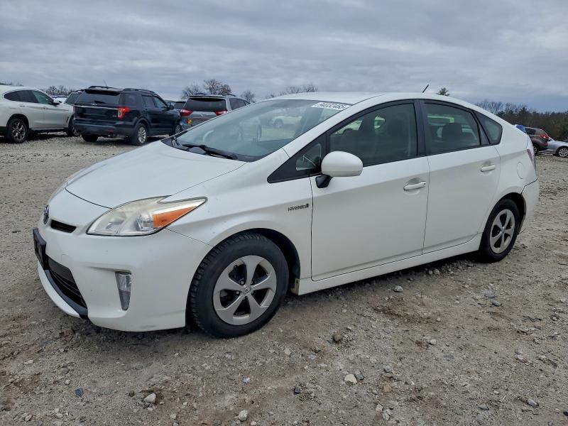 2013 TOYOTA PRIUS, 