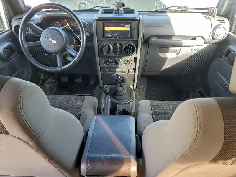 1J4GA39197L130516 - 2007 JEEP WRANGLER X 绿色 照片 8