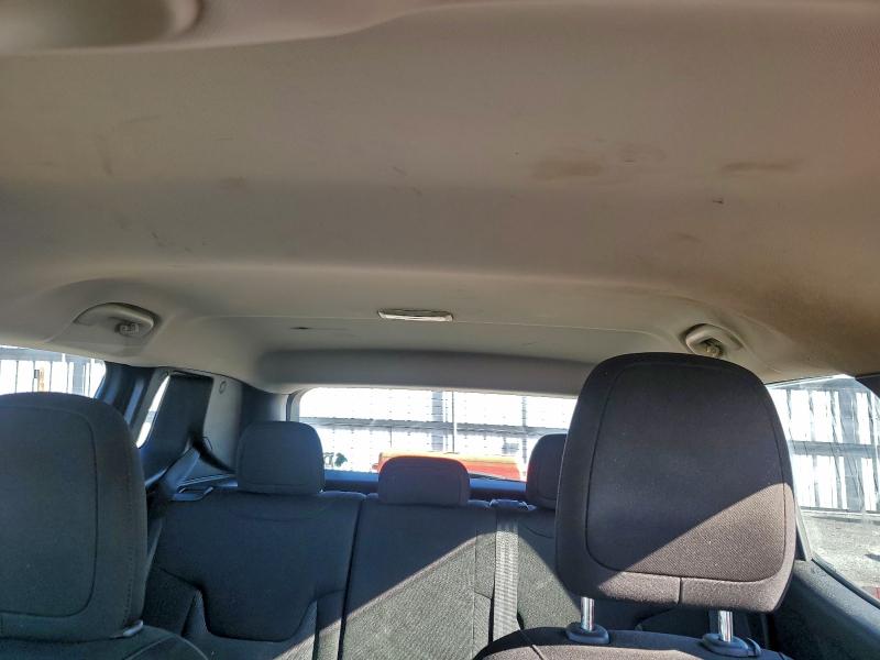 ZACCJBABXHPE41890 - 2017 JEEP RENEGADE SPORT GRAY photo 10