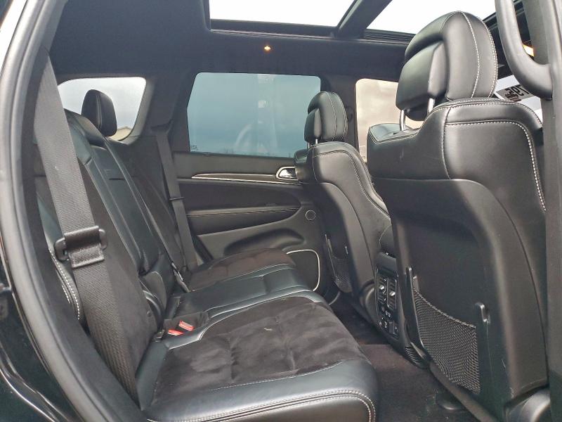 1C4RJFDJ2JC256988 - 2018 JEEP GRAND CHER SRT-8 BLACK photo 11