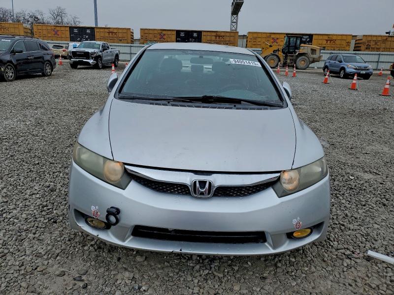 19XFA1F57BE038044 - 2011 HONDA CIVIC LX SILVER photo 5