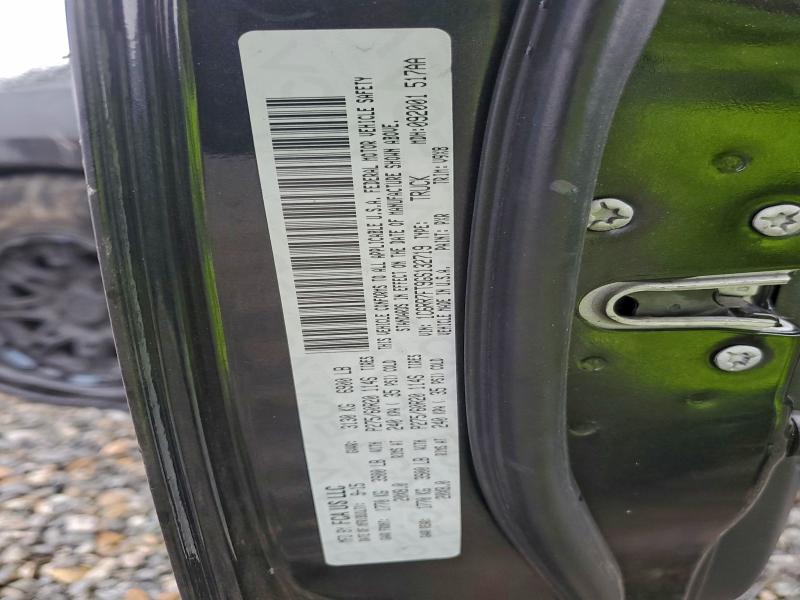 1C6RR7FT9GS132719 - 2016 RAM 1500 ST BLACK photo 12