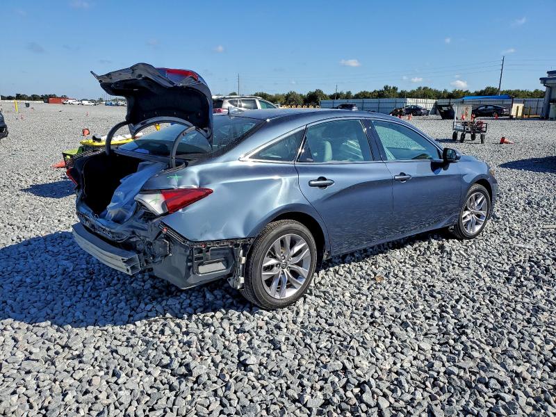 4T1JZ1FB4MU056977 - 2021 TOYOTA AVALON XLE ნაცრისფერი ფოტო 3