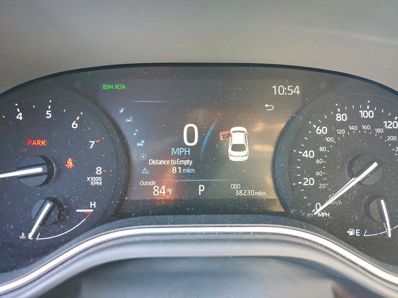 4T1JZ1FB4MU056977 - 2021 TOYOTA AVALON XLE ნაცრისფერი ფოტო 9