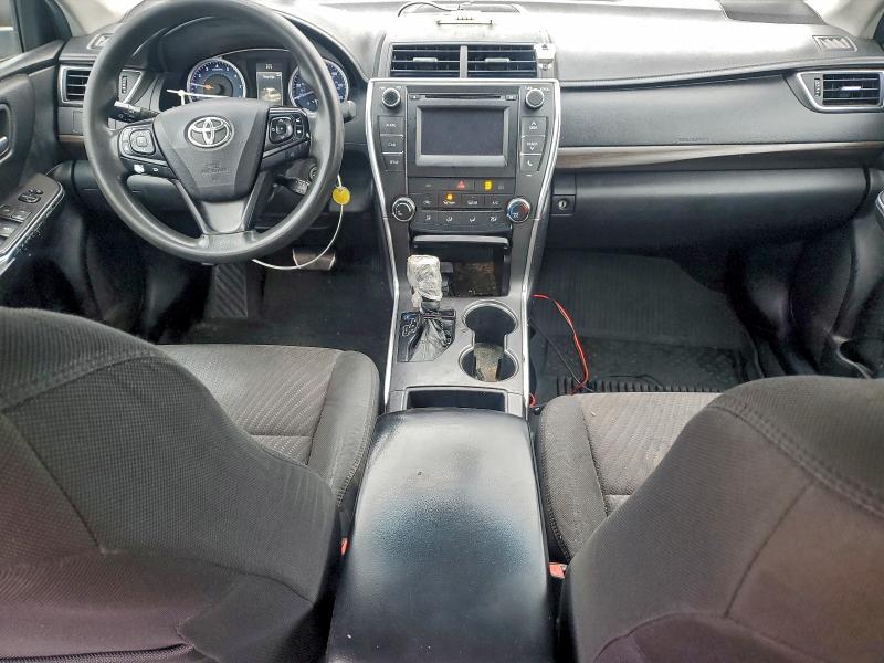 4T4BF1FK6GR569235 - 2016 TOYOTA CAMRY LE BLUE photo 8