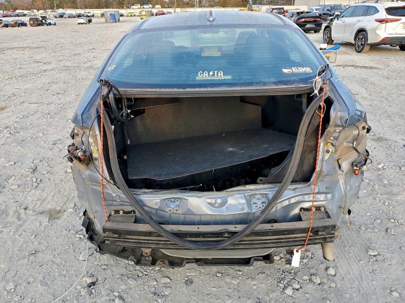 5YFEPMAE0NP293799 - 2022 TOYOTA COROLLA LE BLUE photo 6