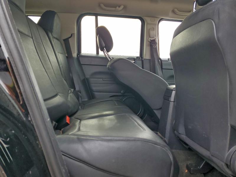 1C4NJPBA4ED853180 - 2014 JEEP PATRIOT SPORT BLACK photo 11