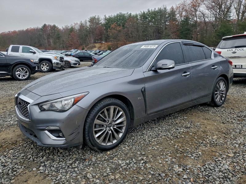 2019 INFINITI Q50 LUXE, 