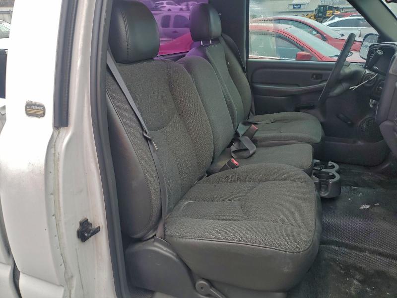 1GCEC14VX3Z311234 - 2003 CHEVROLET SILVERADO C1500 白色 照片 10