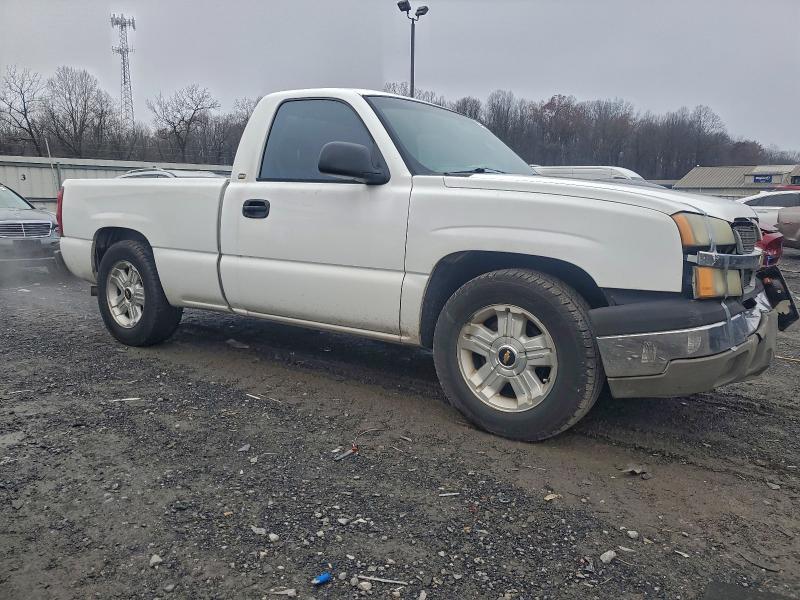 1GCEC14VX3Z311234 - 2003 CHEVROLET SILVERADO C1500 白色 照片 4