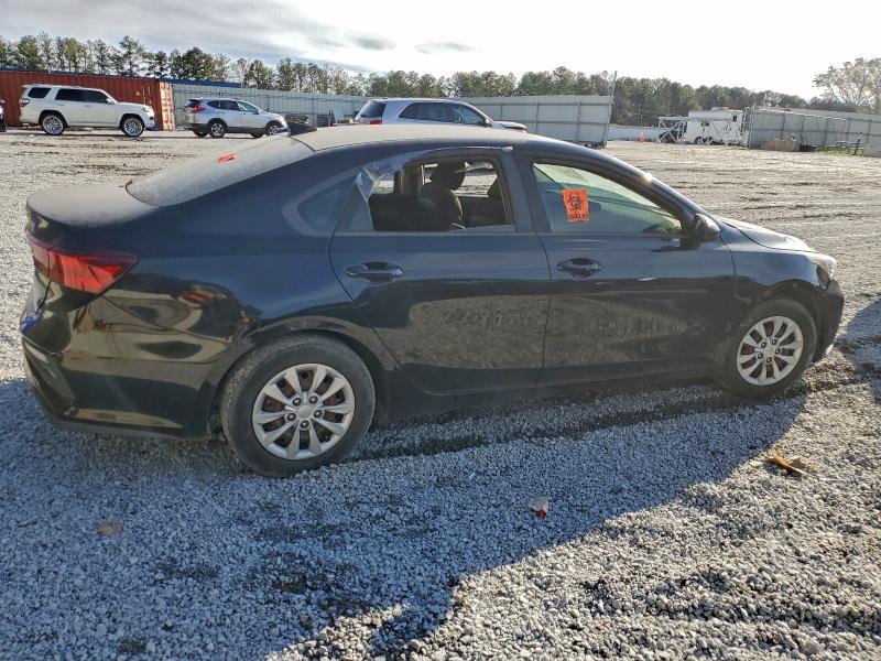 3KPF24AD2KE005367 - 2019 KIA FORTE FE Սև լուսանկար 3