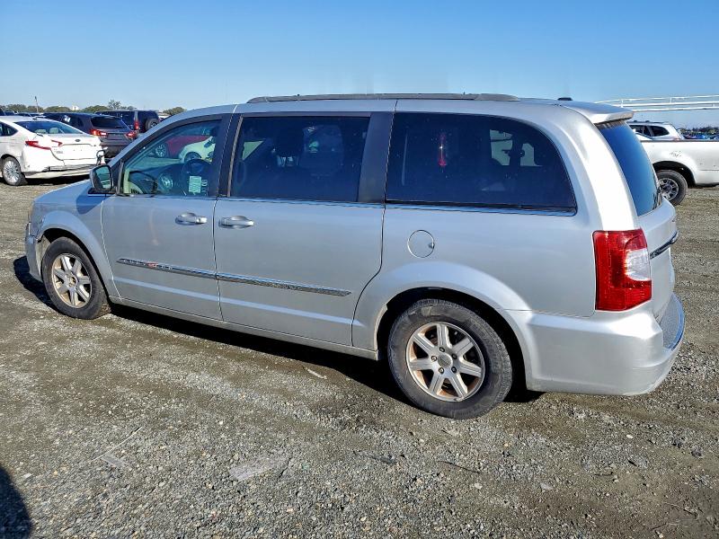 2C4RC1BGXCR423449 - 2012 CHRYSLER TOWN & COU TOURING SILVER photo 2