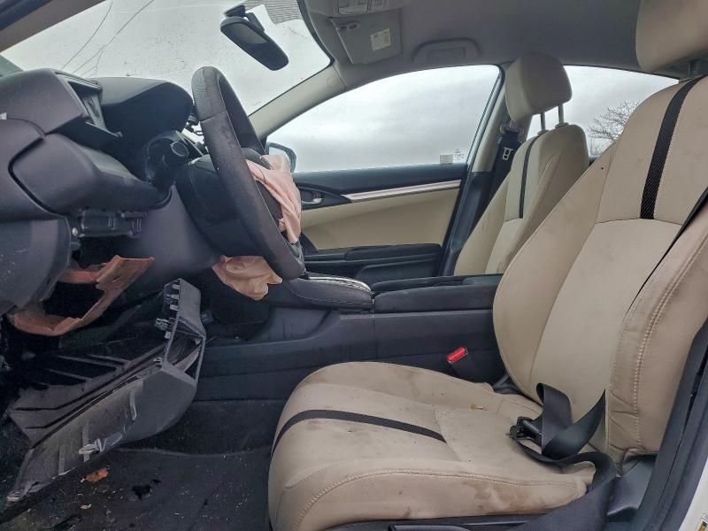 19XFC2F52JE042274 - 2018 HONDA CIVIC LX WHITE photo 7