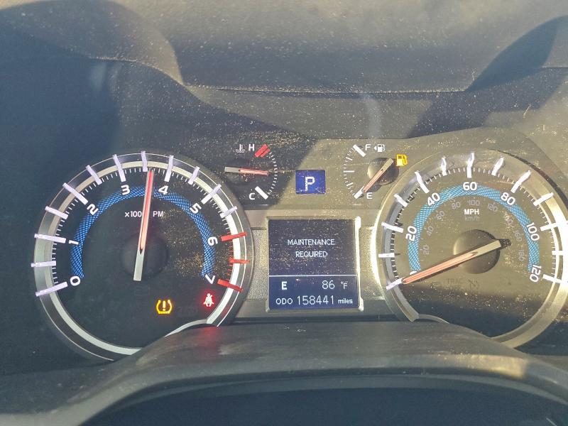 JTEZU5JR5H5157748 - 2017 TOYOTA 4RUNNER SR5 银色 照片 9