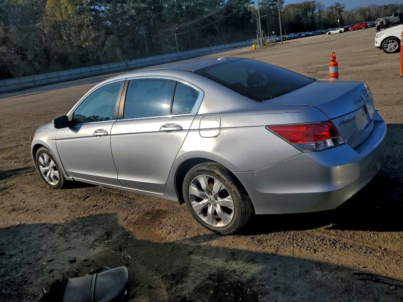 1HGCP26818A094270 - 2008 HONDA ACCORD EXL SILVER photo 2