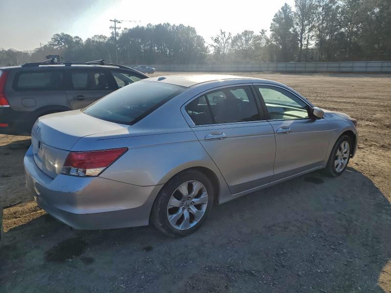1HGCP26818A094270 - 2008 HONDA ACCORD EXL SILVER photo 3