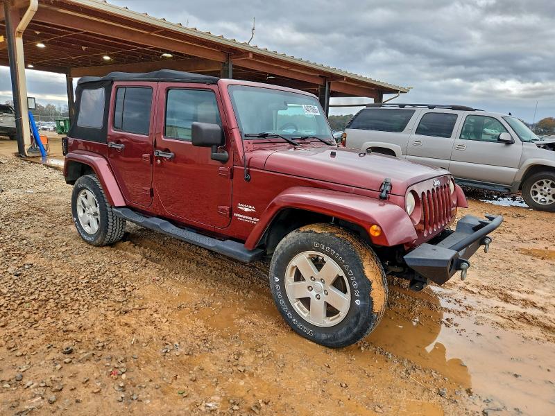 1J8GA59157L162261 - 2007 JEEP WRANGLER SAHARA მუქწითელი ფოტო 4