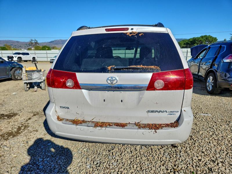 5TDBK22CX7S006367 - 2007 TOYOTA SIENNA XLE WHITE photo 6