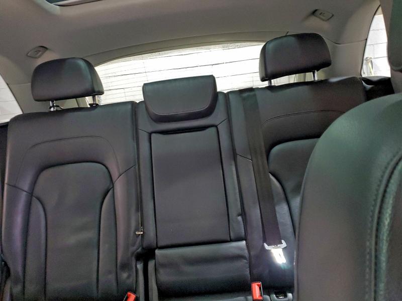 WA1C2AFP3GA045434 - 2016 AUDI Q5 PREMIUM WHITE photo 10