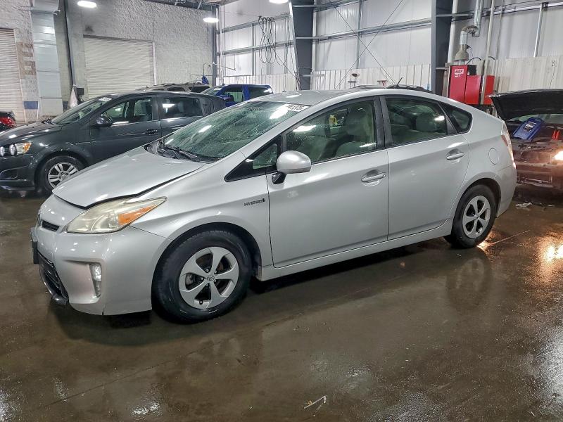 2014 TOYOTA PRIUS, 