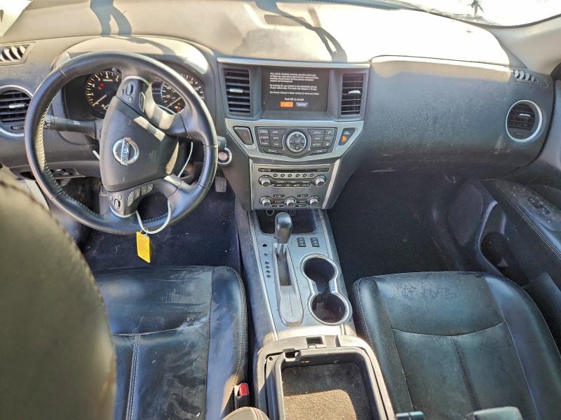 5N1DR2MN1JC603964 - 2018 NISSAN PATHFINDER S أبيض صورة 8