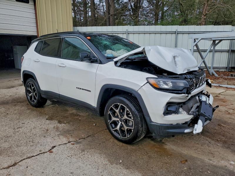 3C4NJDCN2ST594632 - 2025 JEEP COMPASS LIMITED თეთრი ფოტო 4