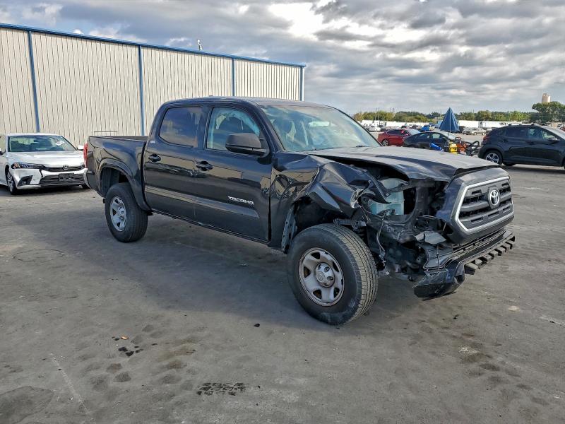 3TMAZ5CN3GM014657 - 2016 TOYOTA TACOMA DOUBLE CAB შავი ფოტო 4