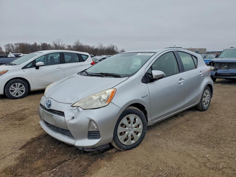 2013 TOYOTA PRIUS C, 