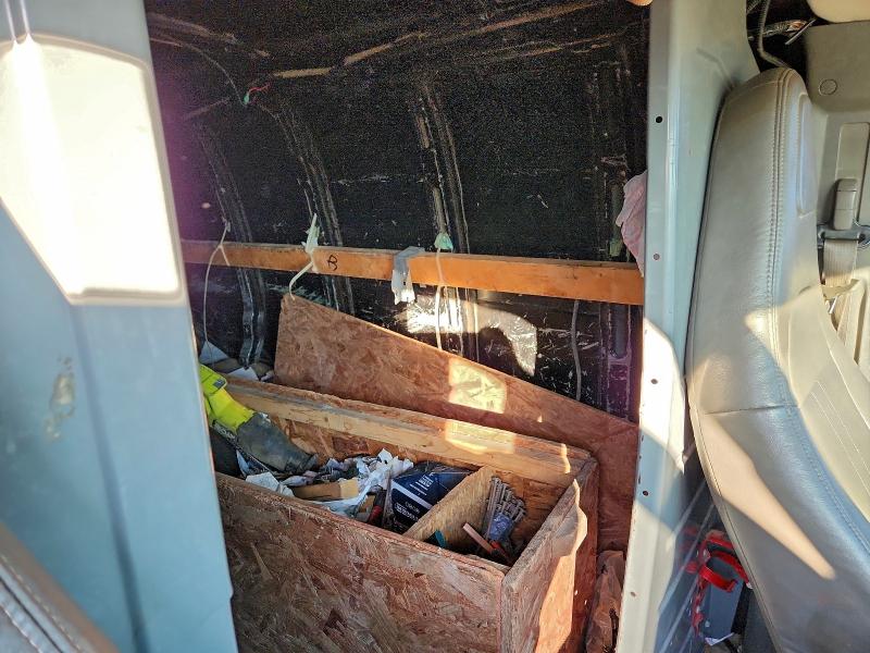 1GCWGAFF9H1163369 - 2017 CHEVROLET EXPRESS G2 შავი ფოტო 11