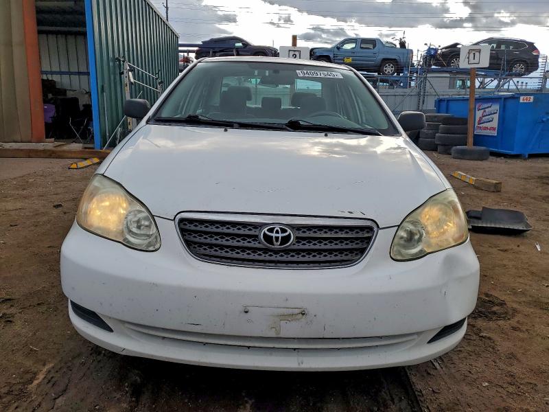 1NXBR32EX5Z411572 - 2005 TOYOTA COROLLA CE WHITE photo 5