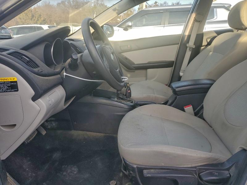 KNAFU4A26C5596984 - 2012 KIA FORTE EX GRAY photo 7