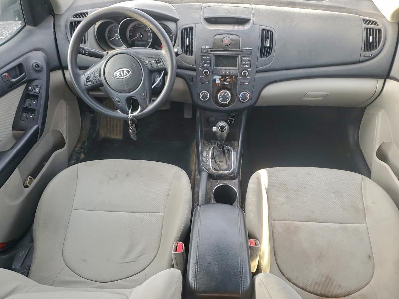 KNAFU4A26C5596984 - 2012 KIA FORTE EX GRAY photo 8