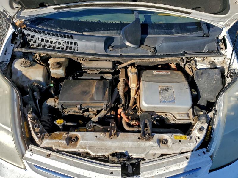 JTDKB20U753112043 - 2005 TOYOTA PRIUS WHITE photo 11