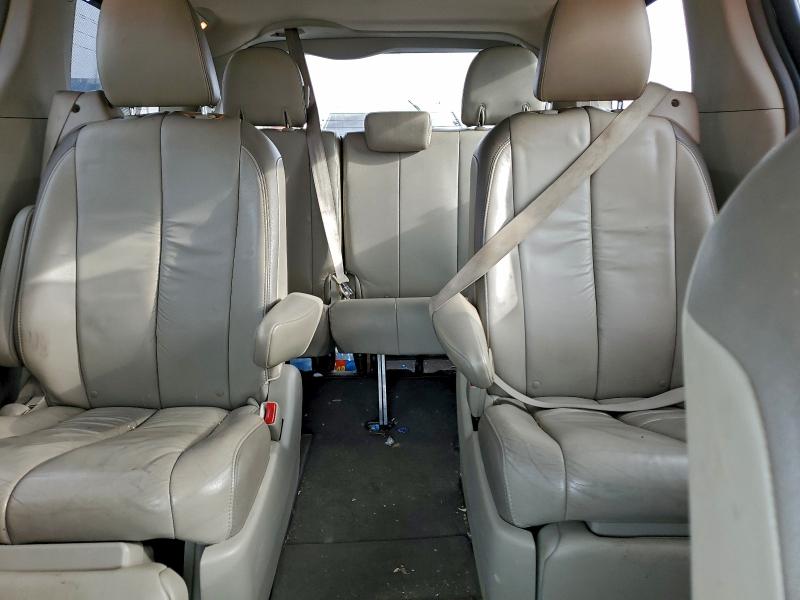 5TDDK3DC8BS016951 - 2011 TOYOTA SIENNA XLE ლურჯი ფოტო 10