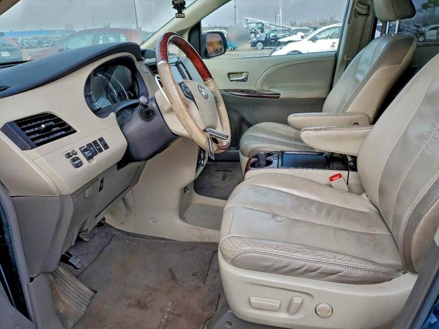 5TDDK3DC8BS016951 - 2011 TOYOTA SIENNA XLE ლურჯი ფოტო 7