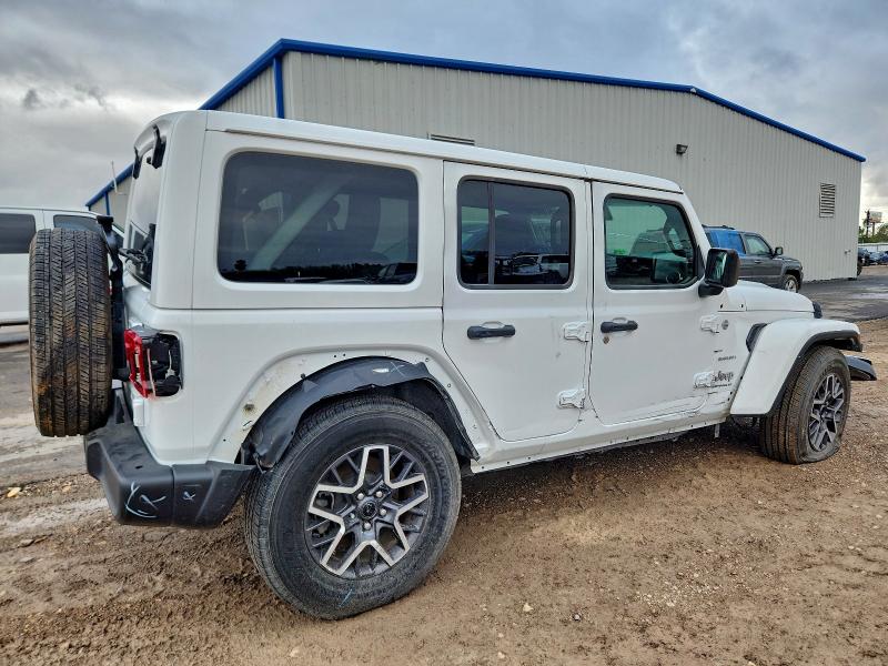 1C4PJXEN8RW120731 - 2024 JEEP WRANGLER SAHARA WHITE photo 3