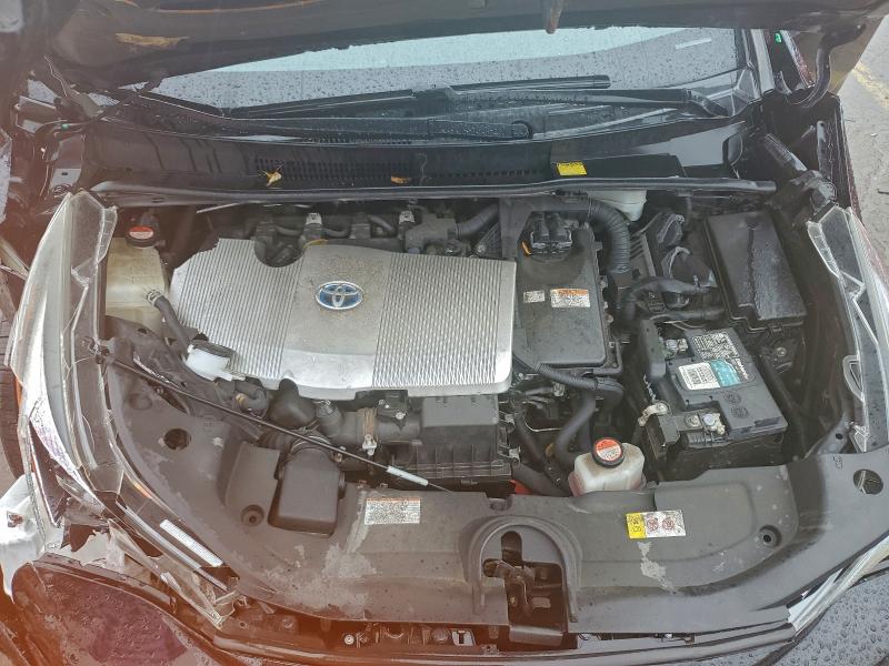 JTDKBRFUXG3520149 - 2016 TOYOTA PRIUS Қара фото 11